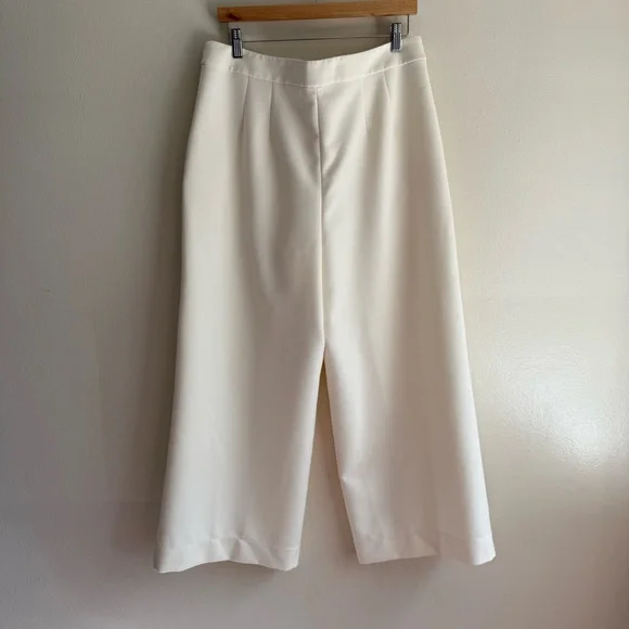 St. John pants - Picture 3 of 4